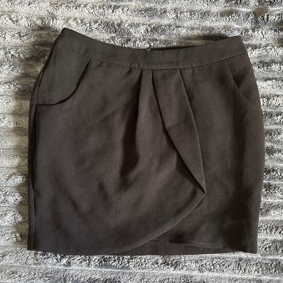 Tulip Lined Black Pleated Mini Skirt – Size Large - Picture 1 of 4